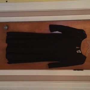 Women’s lace sleeve dress-worn once